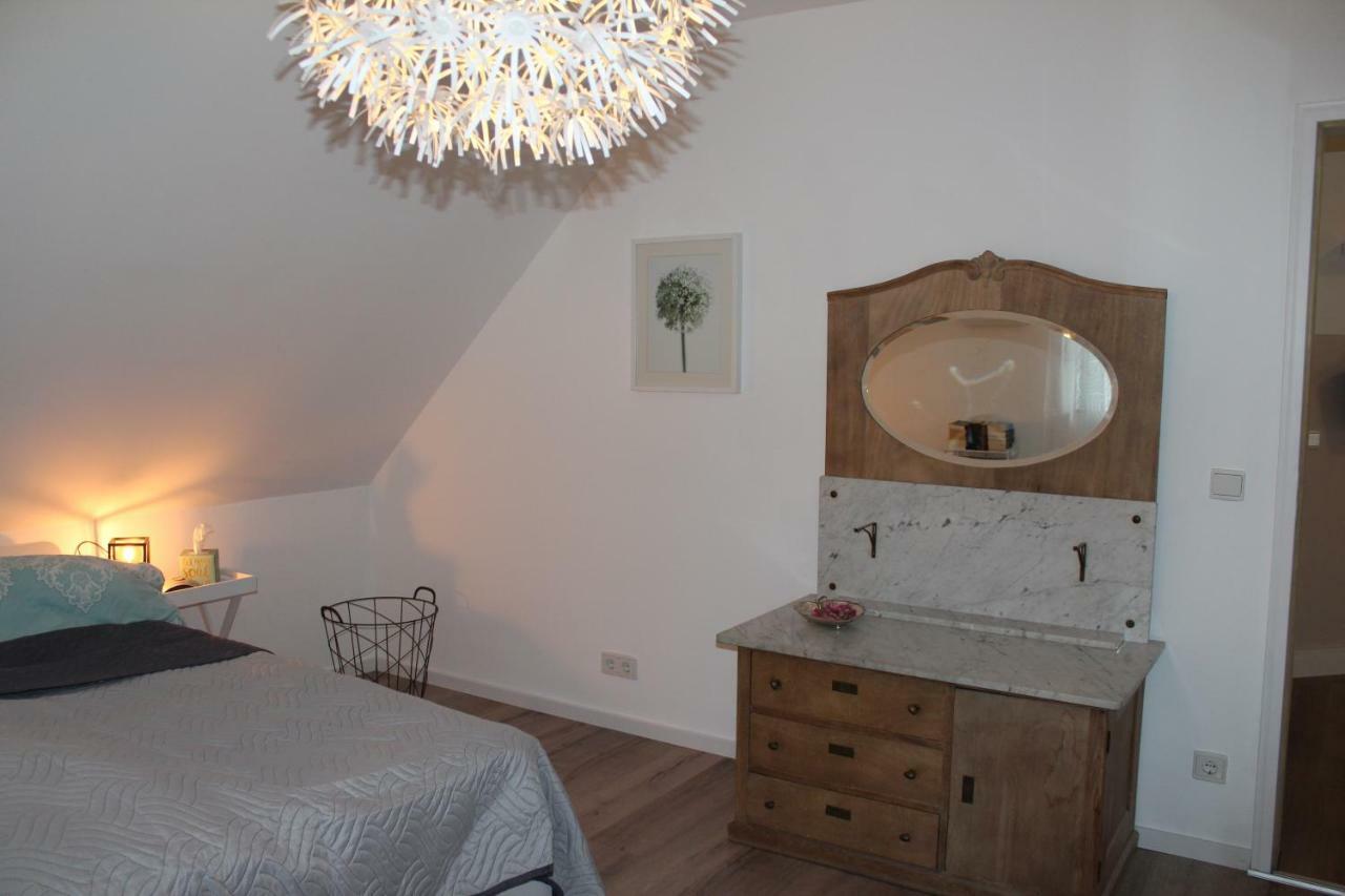 Ferienwohnung Im Tuermchen Oberfell Zewnętrze zdjęcie
